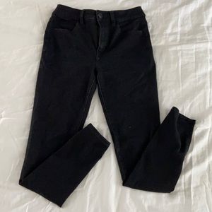 American Eagle Black Skinny Jeans